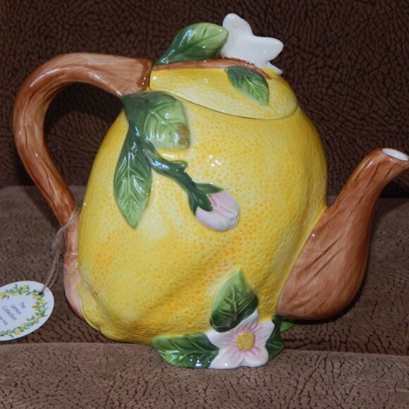 Corner Ruby Lemon Collection Handmade Ceramic Teapot 3D Floral Decorated NWT - Picture 3 of 9
